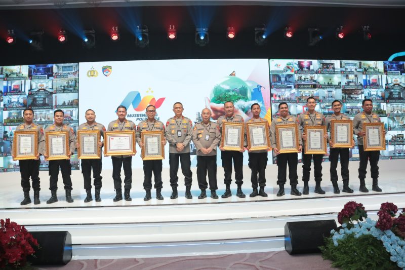 Polres Trenggalek, Terima Penghargaan Pelayanan Publik Kategori A Dari&nbsp;Kapolri